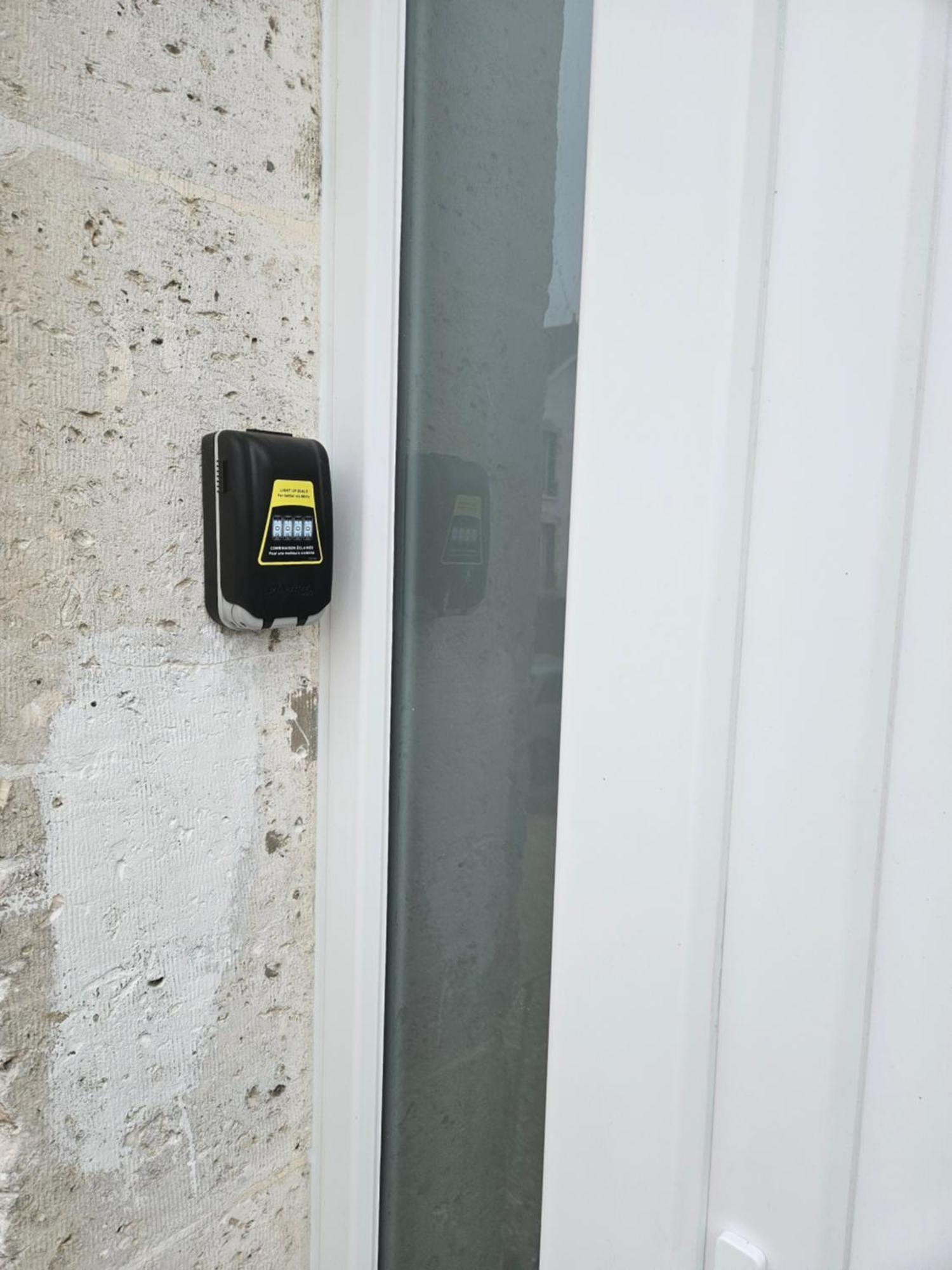 Apartament Sarl La Famille 1 Angoulême Zewnętrze zdjęcie